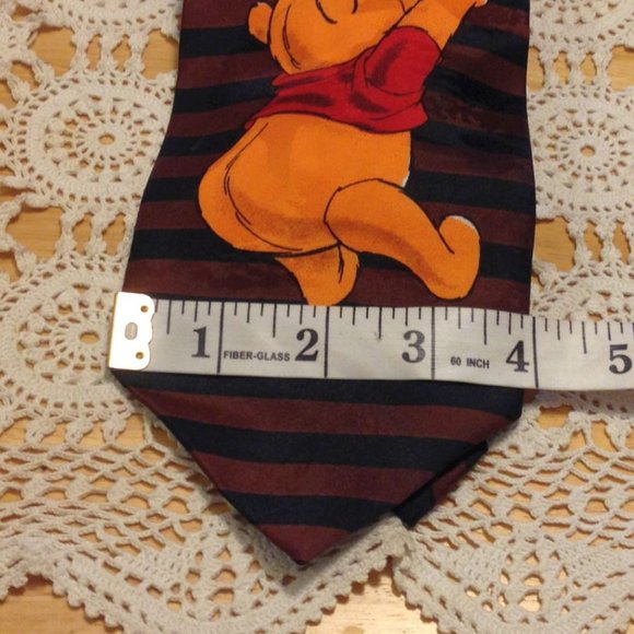 Pooh Bear Men's necktie from Disney - Picture 2 of 5